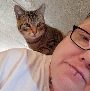 Meet your Posher, Angela